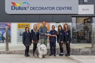 Dulux offers a helping hand 1